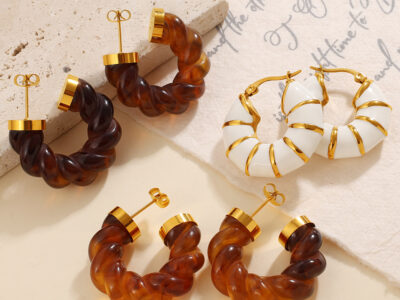 Fashionable Amber Twisted Resin Earrings For Women, Stainless Steel, Retro U-Shaped, High-End Design