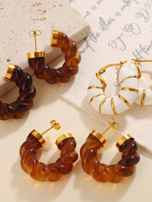 Amber Twisted Resin Drop Earrings