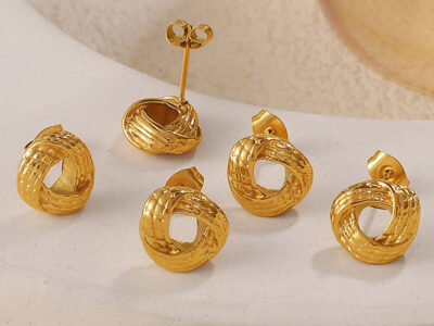 New Chinese Style Retro Twist Knot Snake Pattern Stud Earrings, Titanium Steel Asymmetric Chanel-style Earrings For Fairy-like Elegance