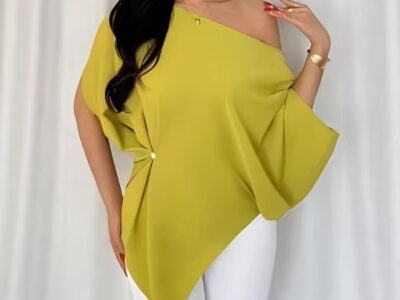 Niche Relaxed-fit Figure-flattering Batwing-sleeve Top