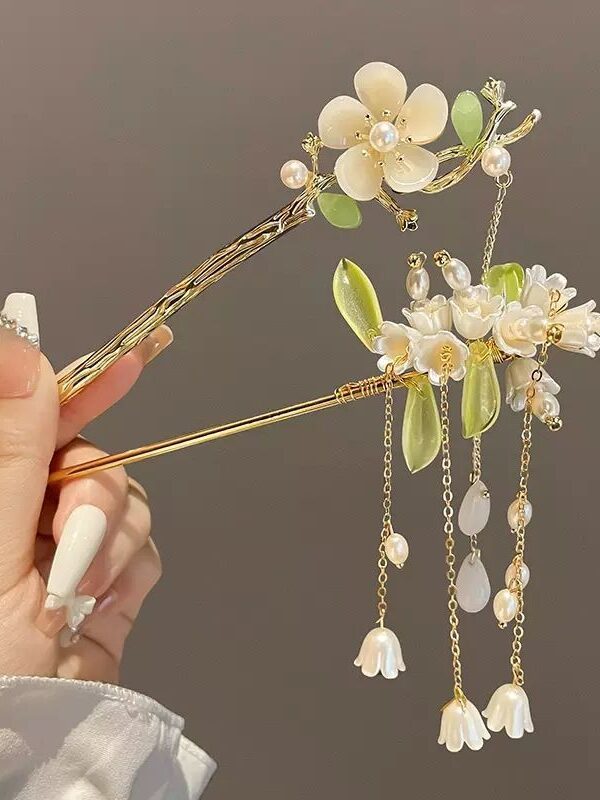 Antique Magnolia Hair Clasp Headdress