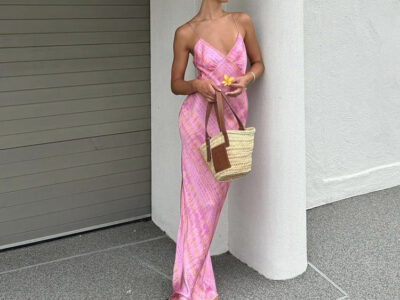 Side-slit Back-revealing Bodycon Maxi Skirt